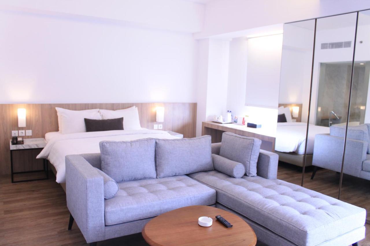 Zuri Express Lippo Hotel 3*